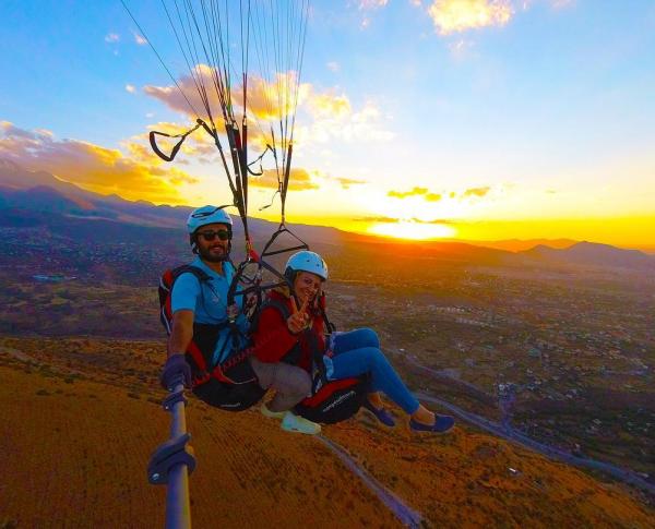 Paragliding in Çameli